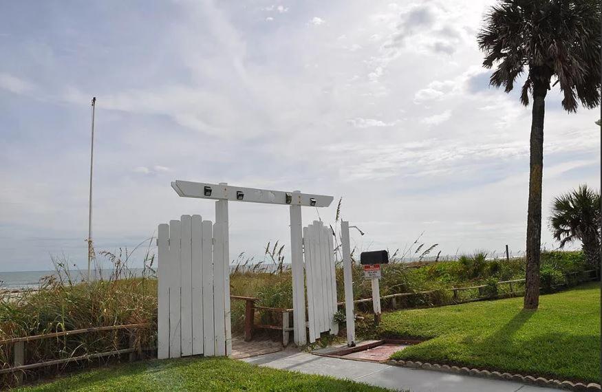 Sea Aire Oceanfront Inn Cocoa Beach Ngoại thất bức ảnh