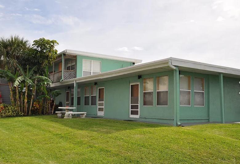Sea Aire Oceanfront Inn Cocoa Beach Ngoại thất bức ảnh