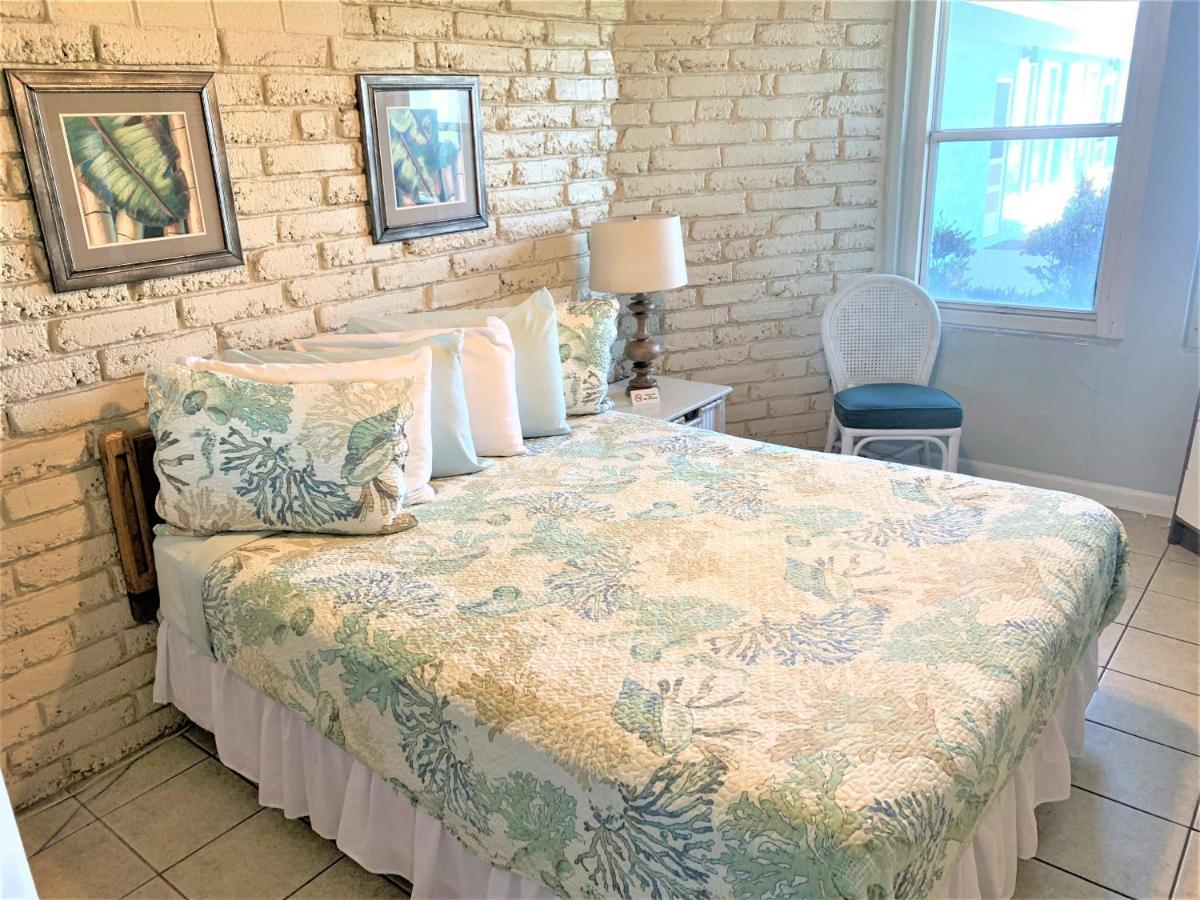 Sea Aire Oceanfront Inn Cocoa Beach Ngoại thất bức ảnh